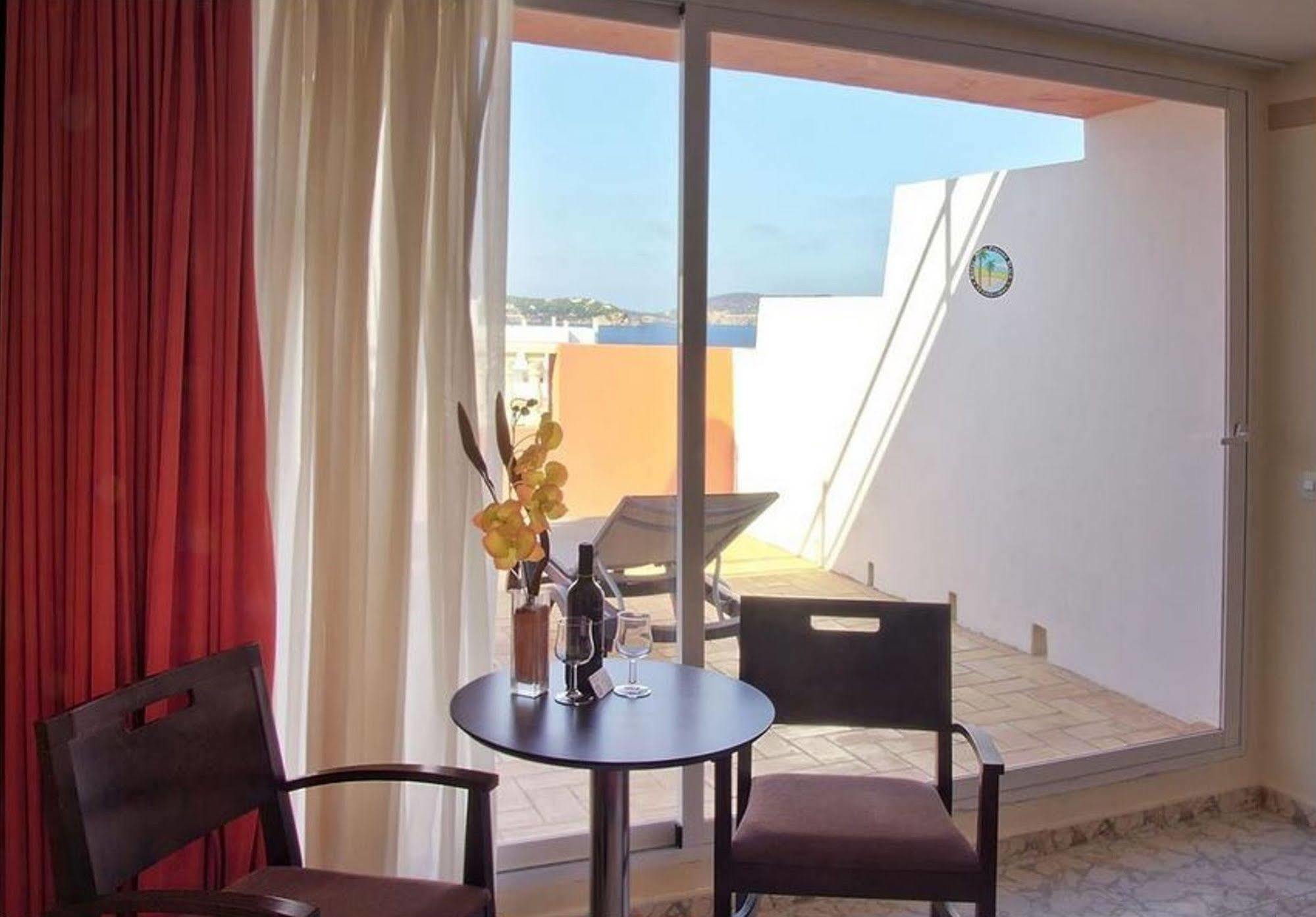 Fergus Paraiso Beach - Adults Only İbiza Kenti Dış mekan fotoğraf